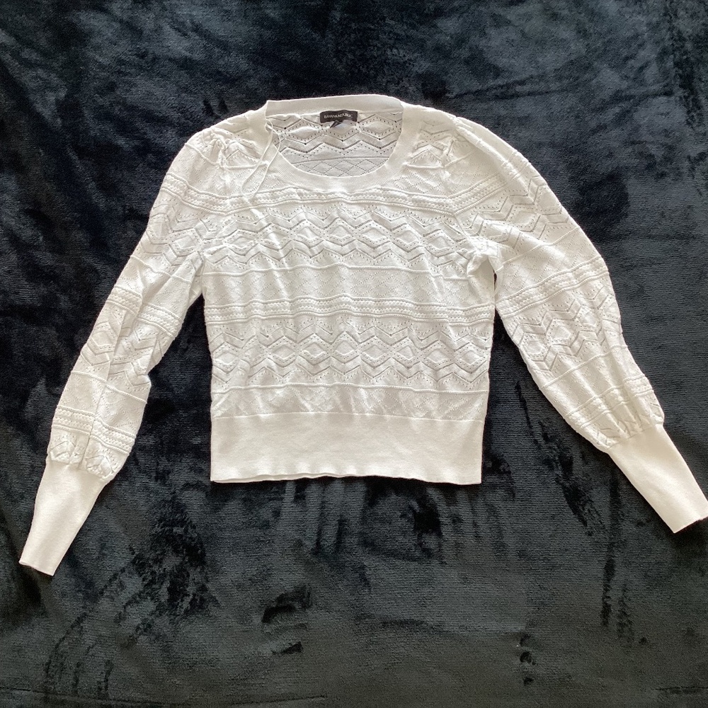 Banana Republic women’s, small, white, long sleeved, pullover sweater